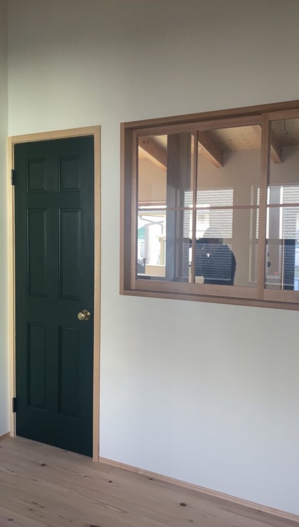 大津市南郷 新築見学会 ヤマネコハウス 平屋 室内窓